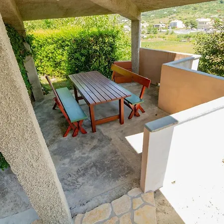 Apartment Dumicic 1 Mundanije